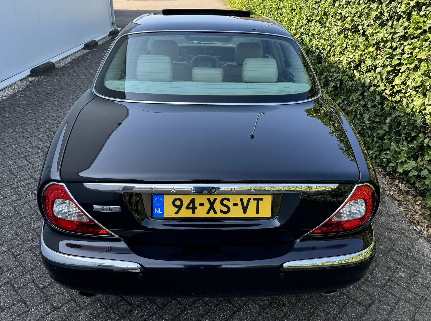 Jaguar XJ 3.0 V6 Zwart - 2