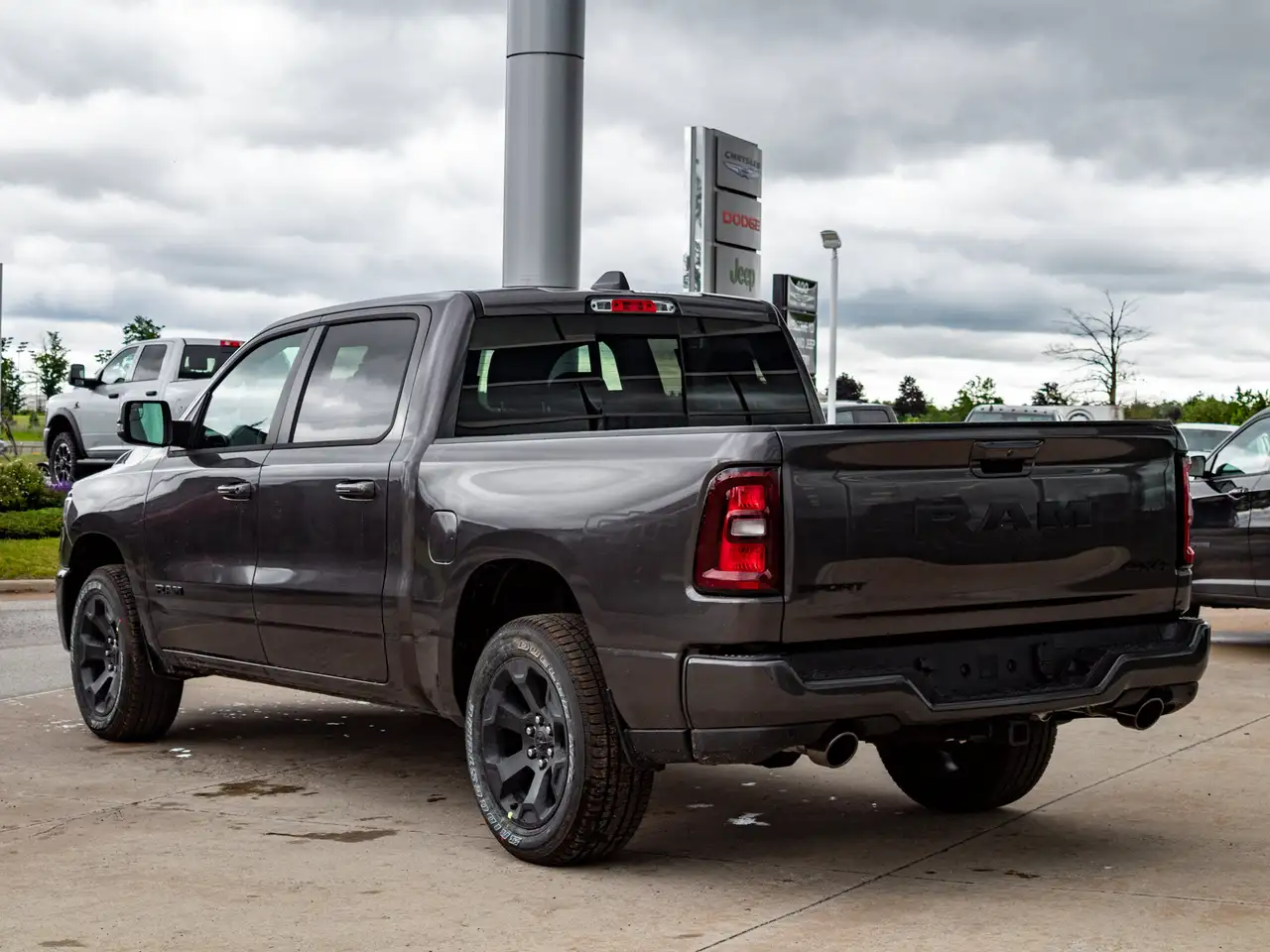 RAM 1500 снимка RAM 1500