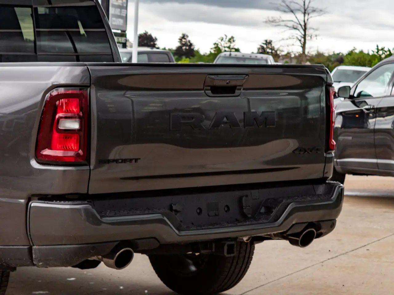 RAM 1500 снимка RAM 1500