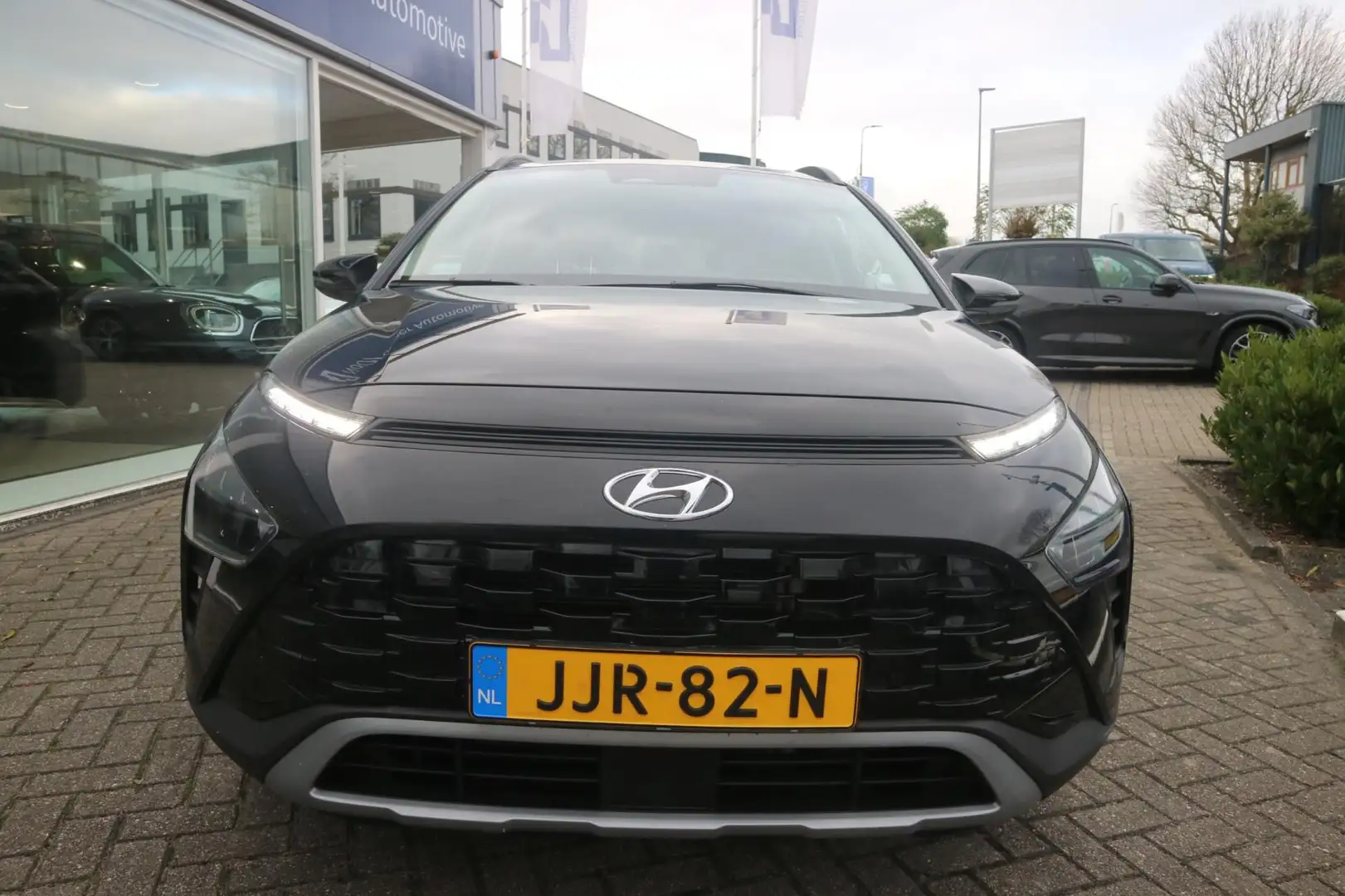 Hyundai BAYON 1.0 T-GDI Premium Sky / automaat / bose / navigati Noir - 2