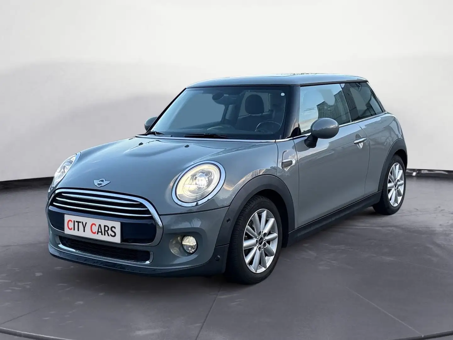 MINI Cooper 1.5 Automatik Sitzheizung Panorama LED Grau - 1