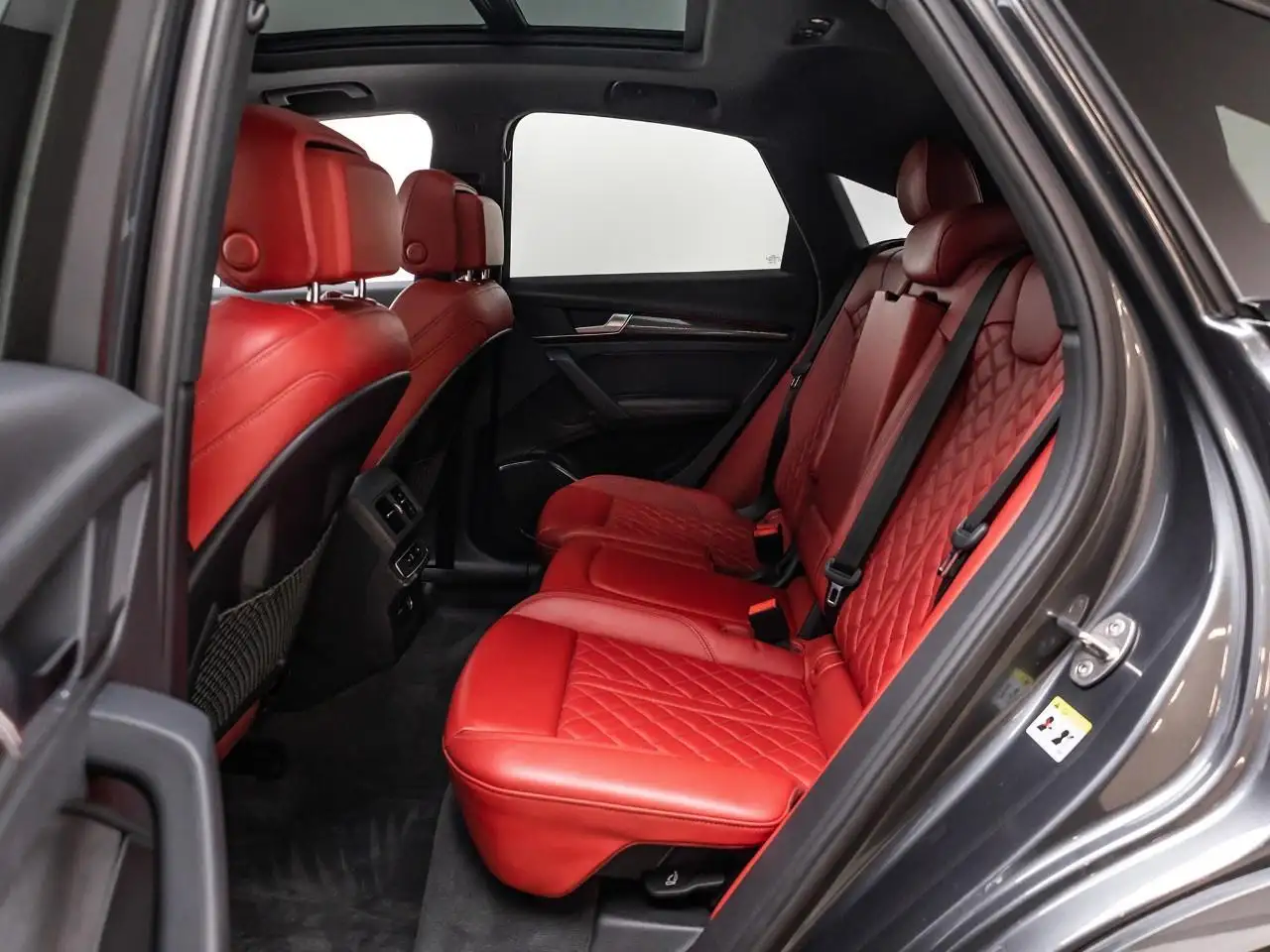 Audi SQ5 снимка Audi SQ5