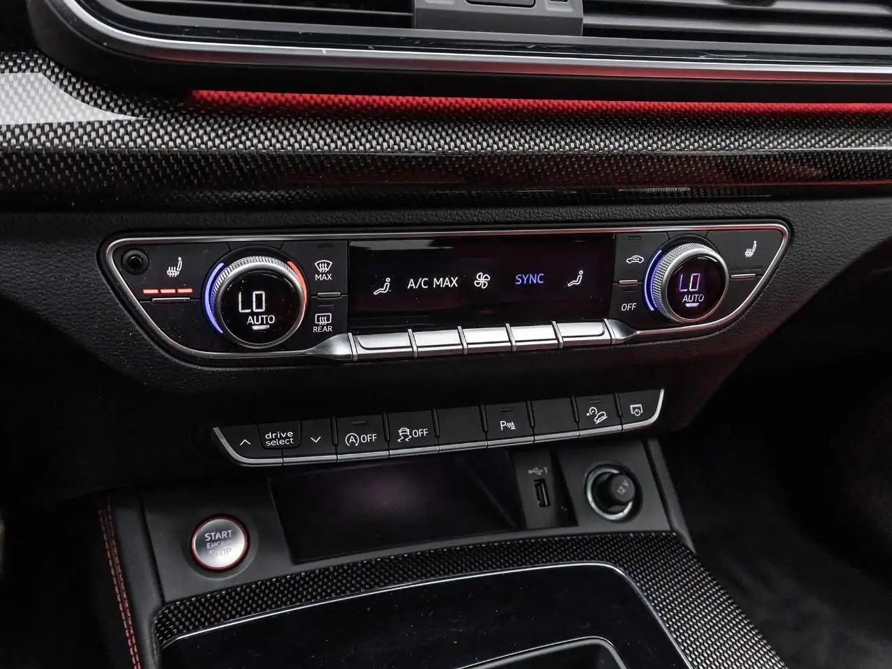 Audi SQ5 снимка Audi SQ5