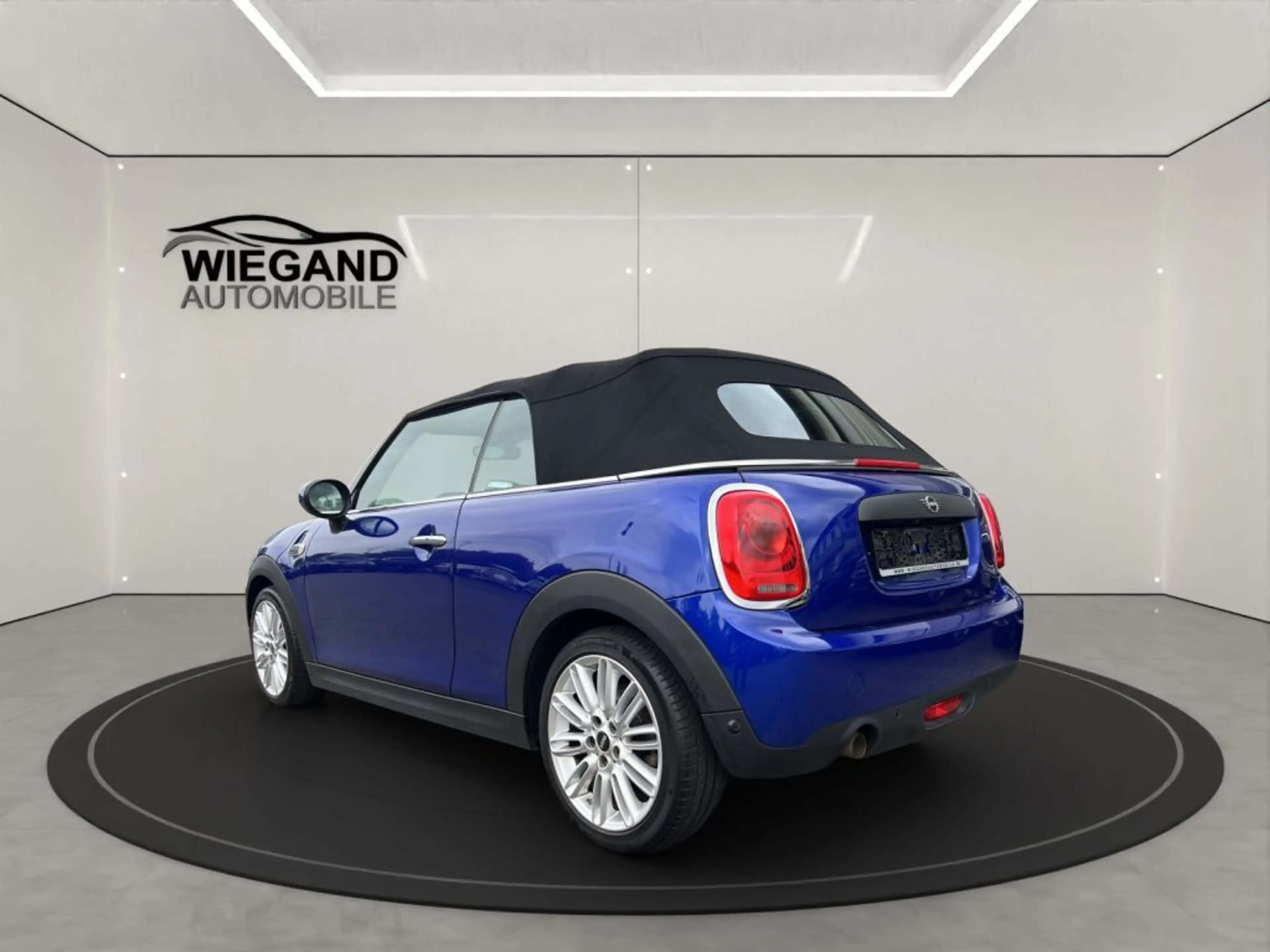 MINI One Cabrio Mini One Cabrio +LEDER+NAVI+LED+ — photo 3