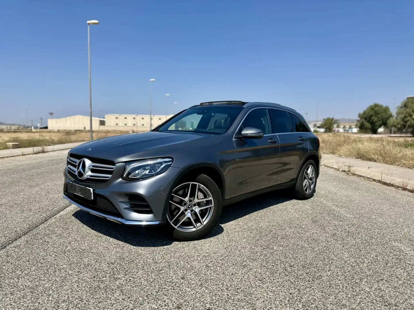 Mercedes-Benz GLC 250 4Matic Aut. Gris - 1