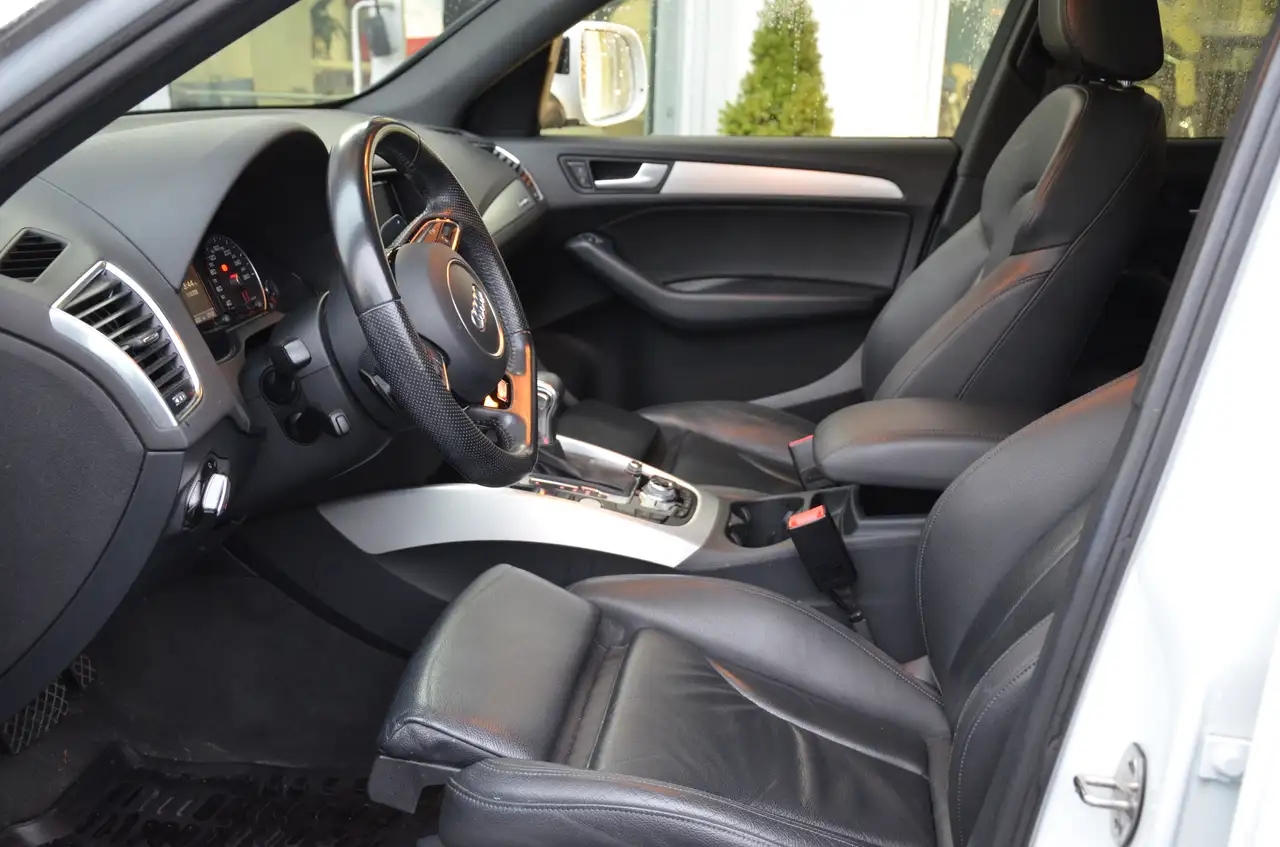 Audi Q5 снимка Audi Q5
