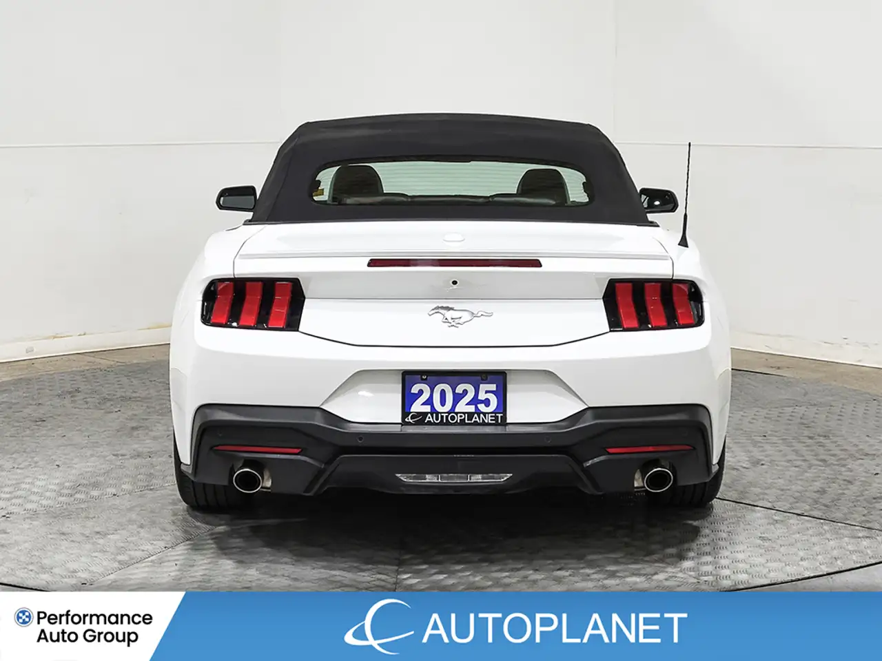 Ford Mustang снимка Ford Mustang