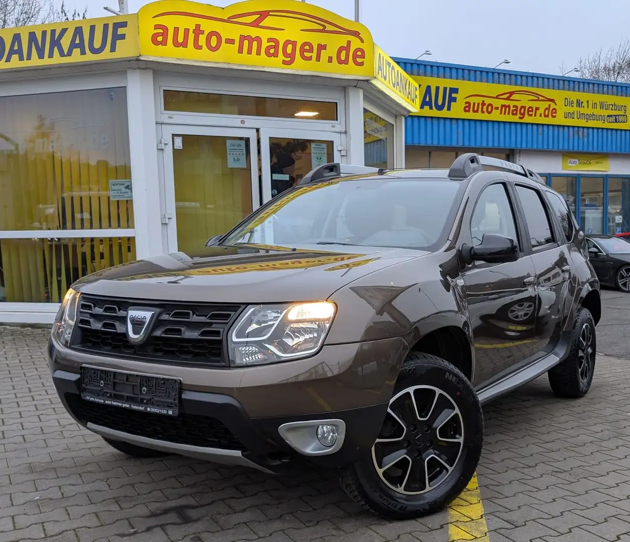 Dacia Duster I 1.5 dCi Black Shadow*2.Hd*Temp*Tüv06.27 Braun - 1