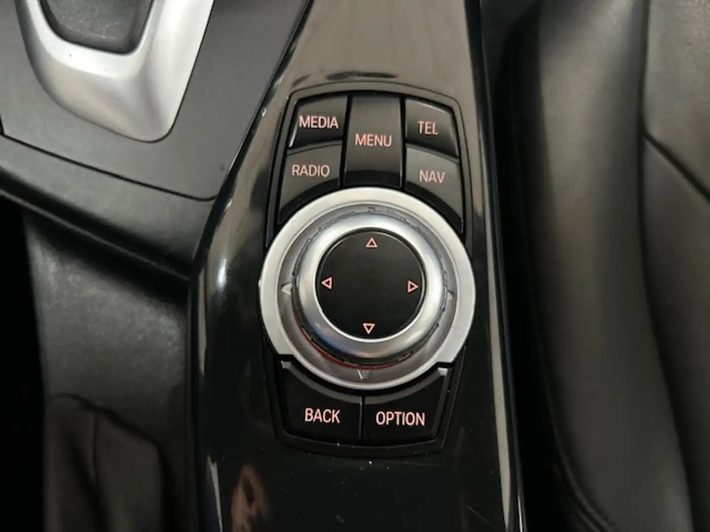 BMW 116 116d Gris - 2