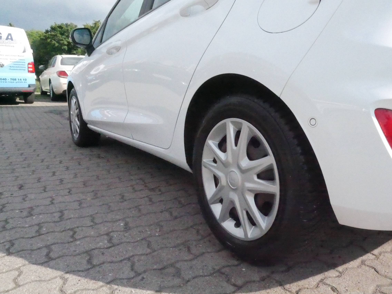 Ford Fiesta Trend*PDC*Kamera* — photo 7