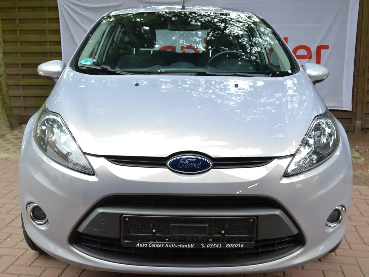 Ford Fiesta Trend Klima, SHZ, 5-trg, 52.295 km, SH-gepfl. ! Gris - 2