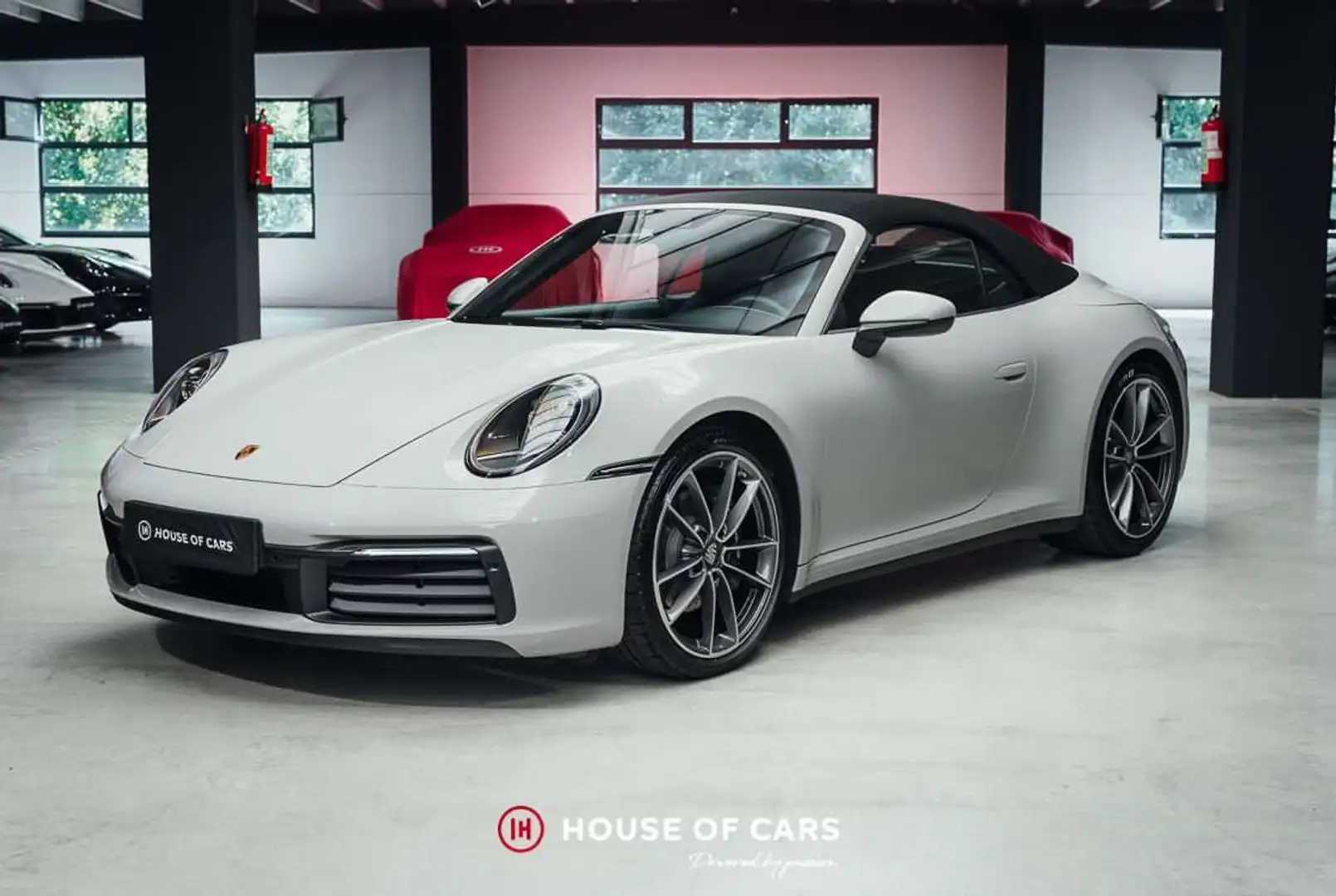 Porsche 911 992.1 Carrera PDK -1st owner - Mint Grijs - 2