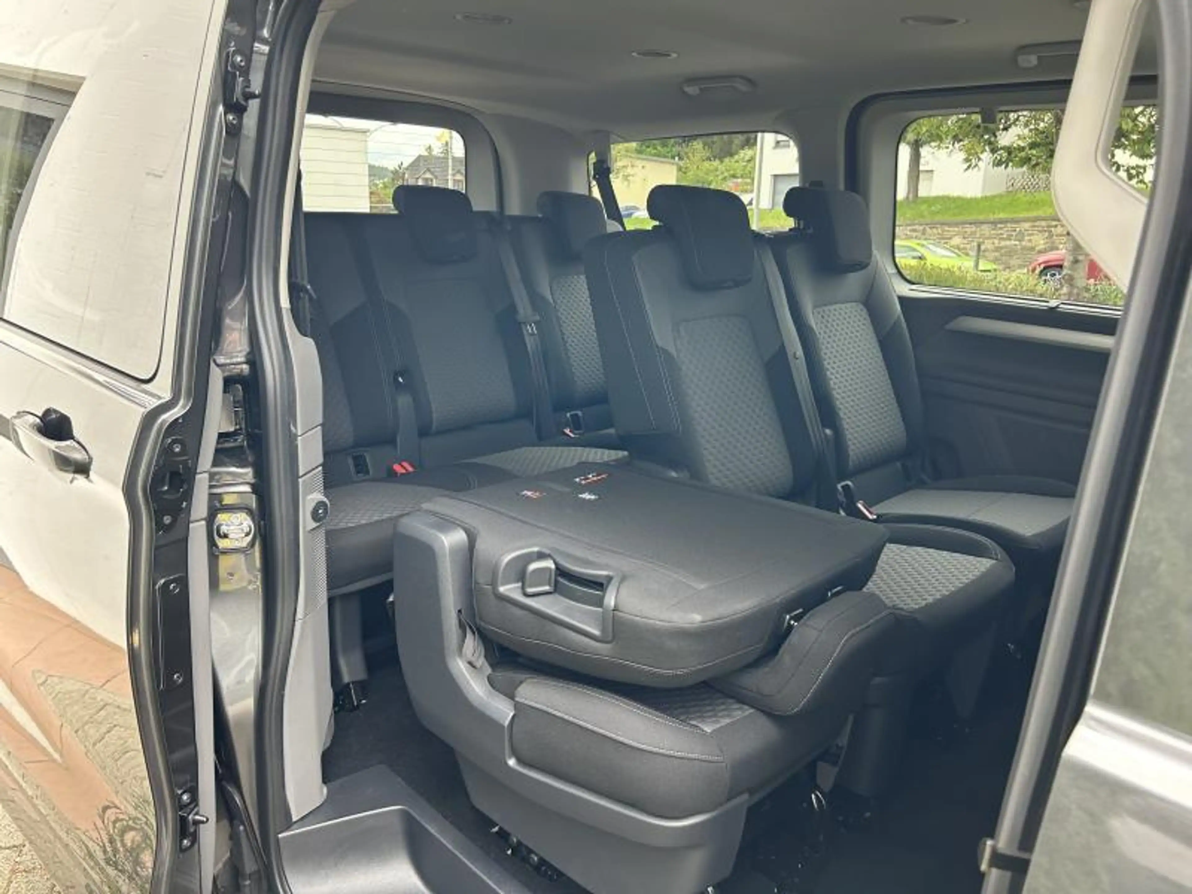 Volkswagen T7 Caravelle Life, Boite Aut, 9 places, GPS — photo 13