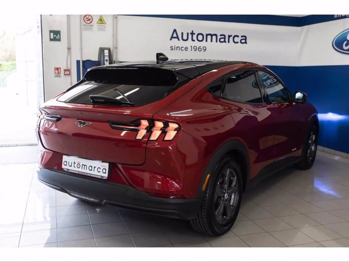 Ford Mustang Mach-E Elettrico Extended 294CV Rosso - 2