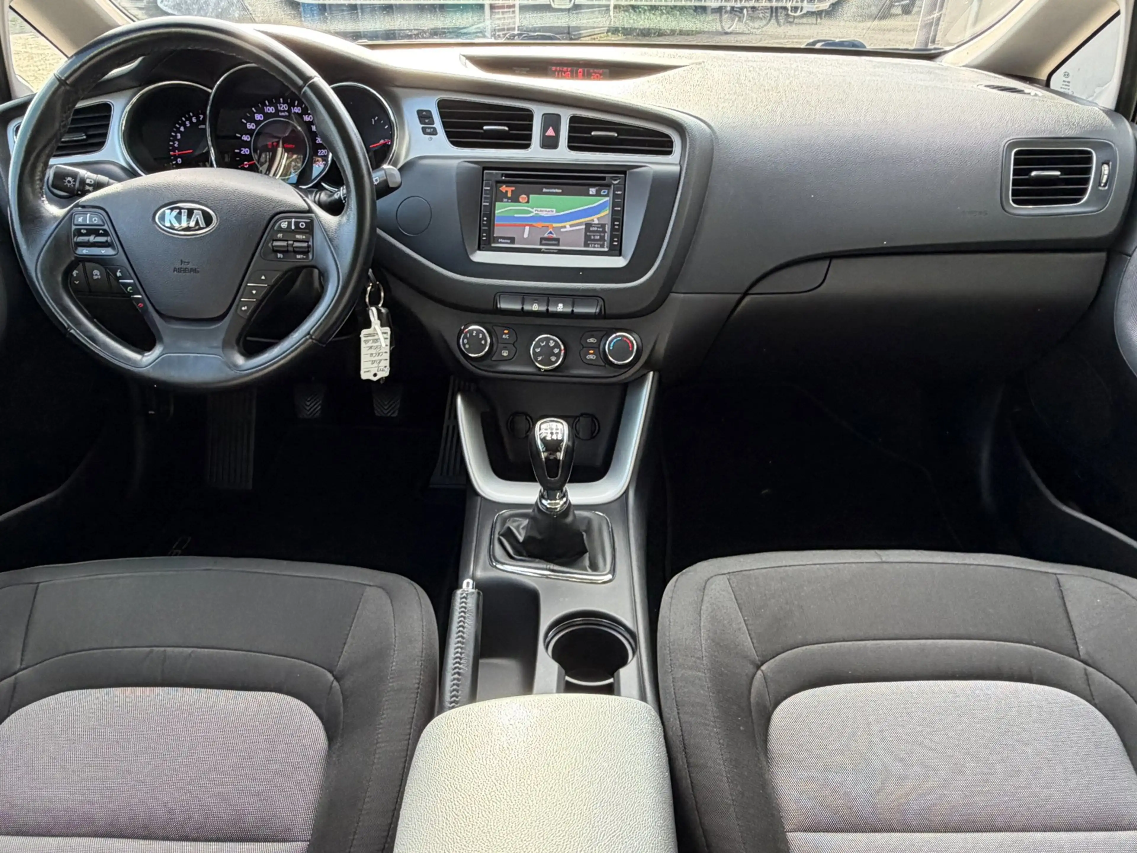 Kia Ceed / cee'd 1.6 GDI 20th Anniversary 5Drs Navi Cruise Airco NL — photo 10
