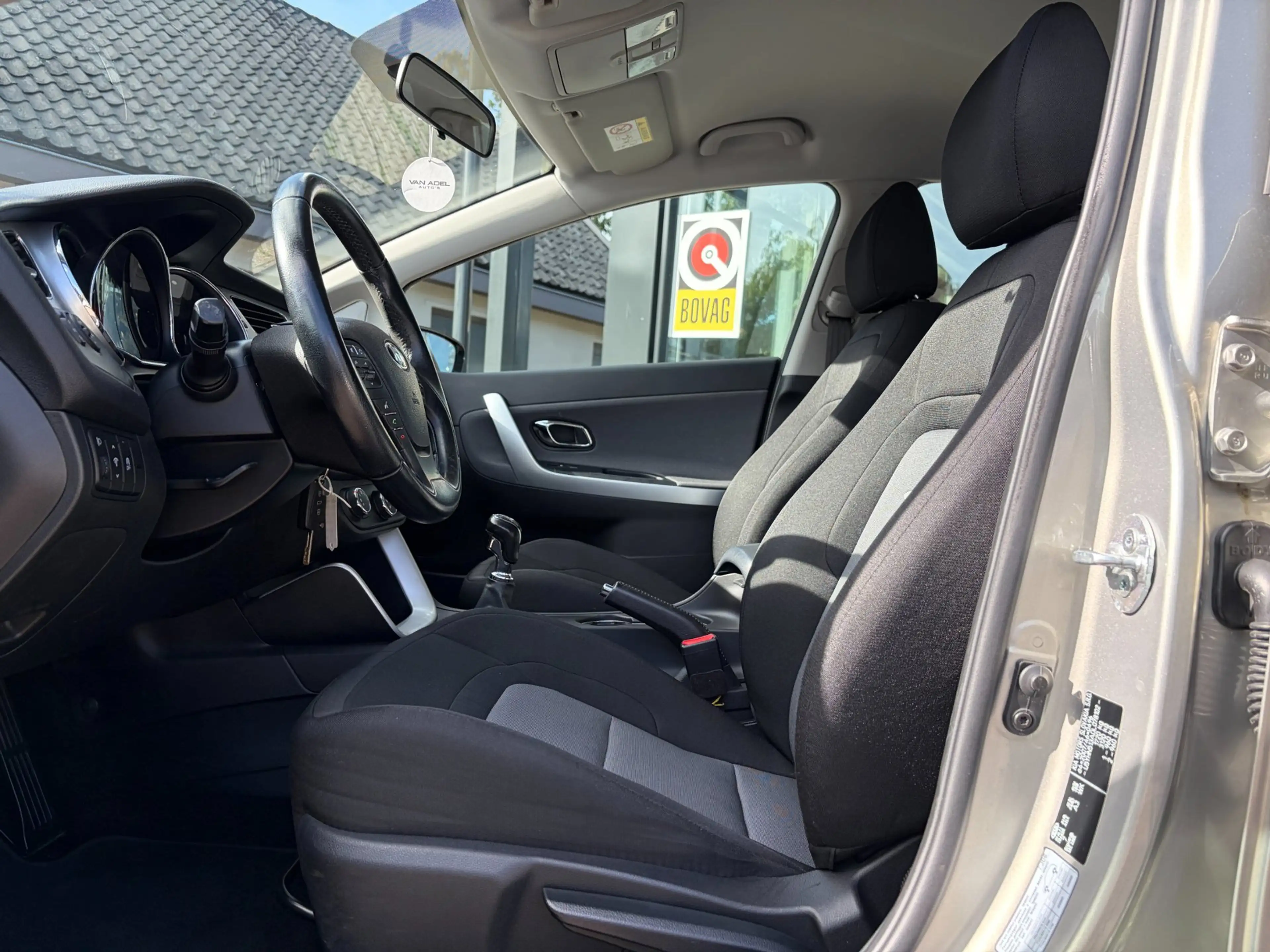 Kia Ceed / cee'd 1.6 GDI 20th Anniversary 5Drs Navi Cruise Airco NL — photo 12