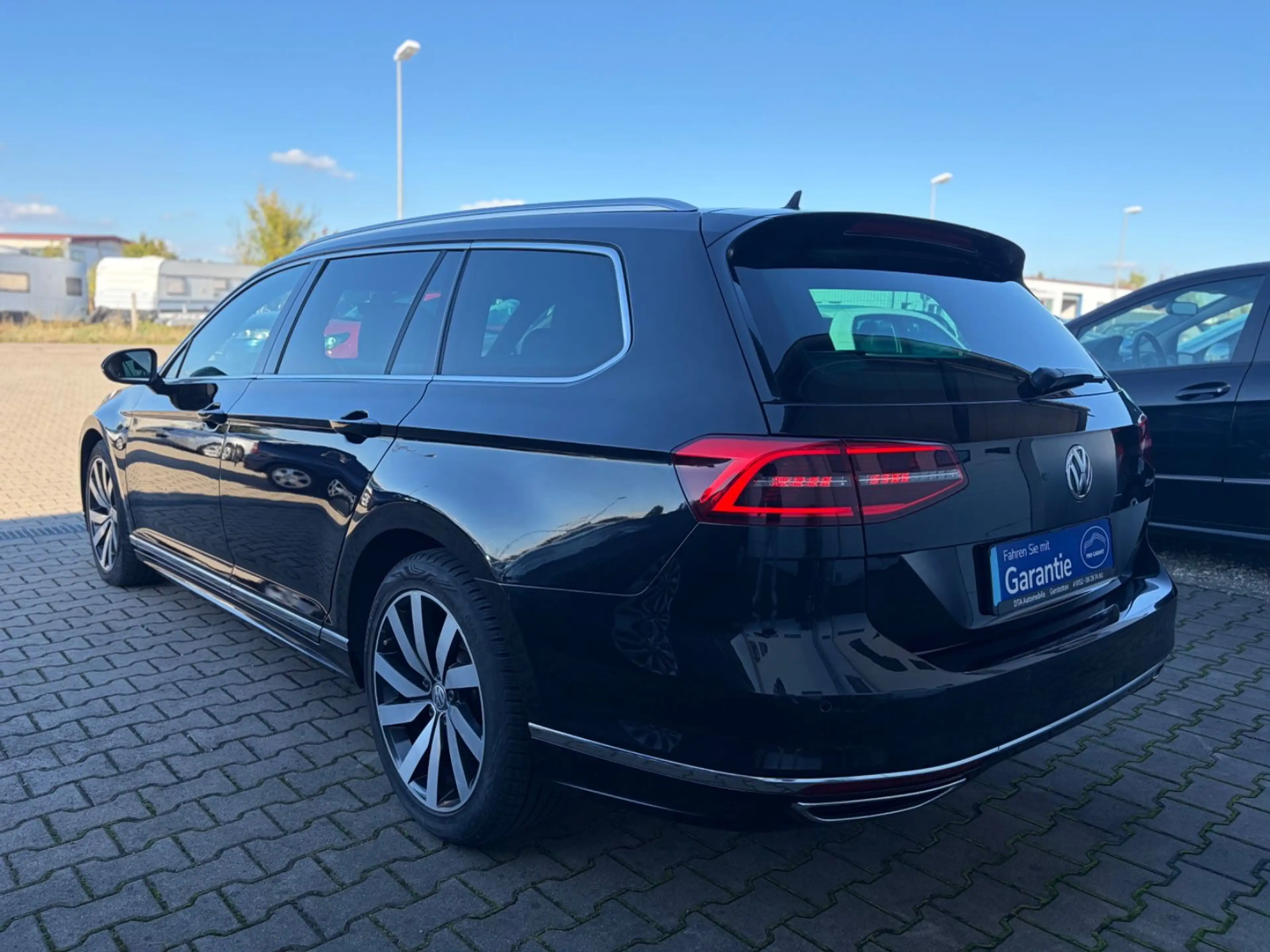 Volkswagen Passat Variant Passat R-Line 4Motion 2.0 TDI * ACC*LED*KeyGo* — photo 9