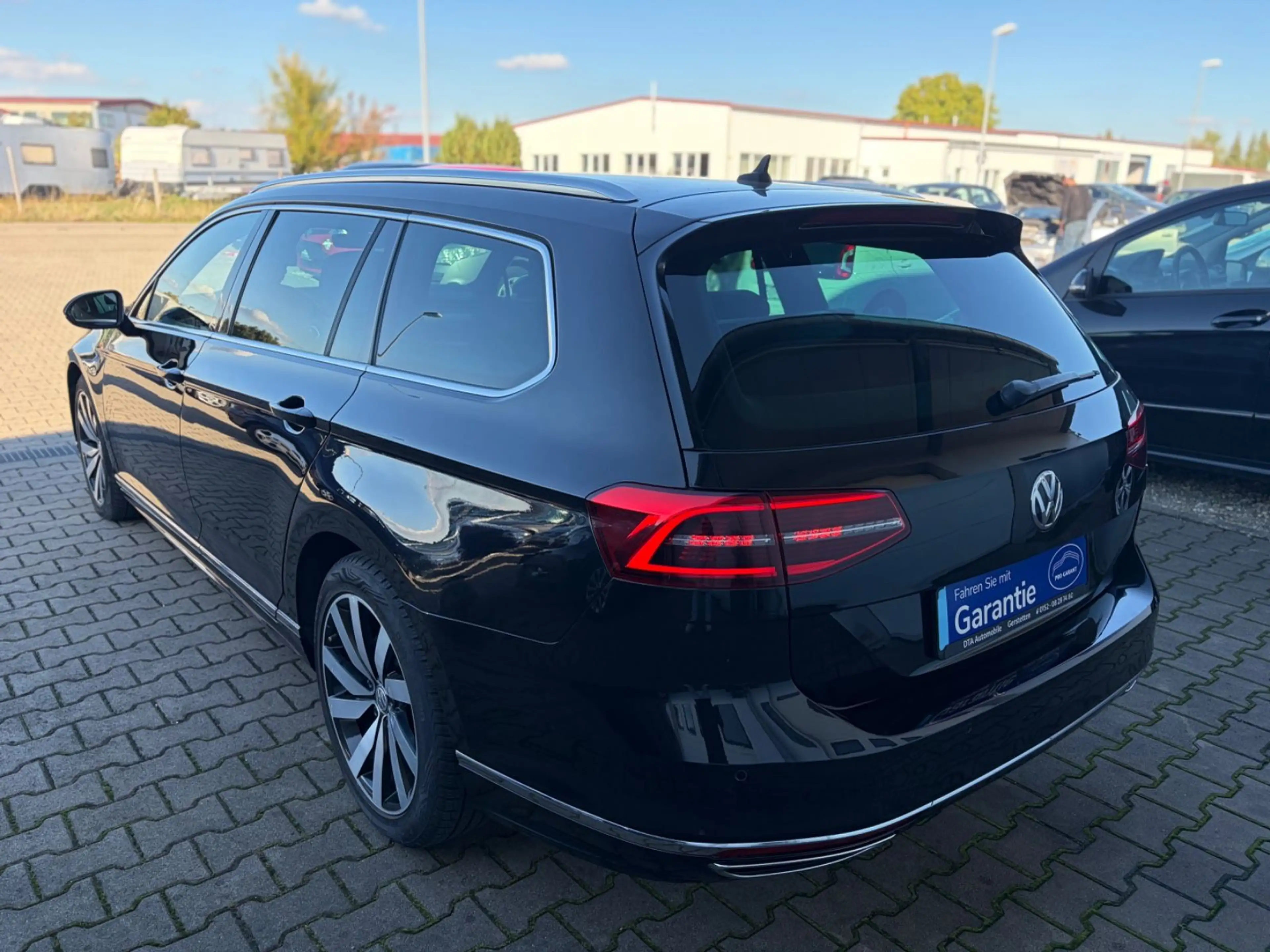 Volkswagen Passat Variant Passat R-Line 4Motion 2.0 TDI * ACC*LED*KeyGo* — photo 8
