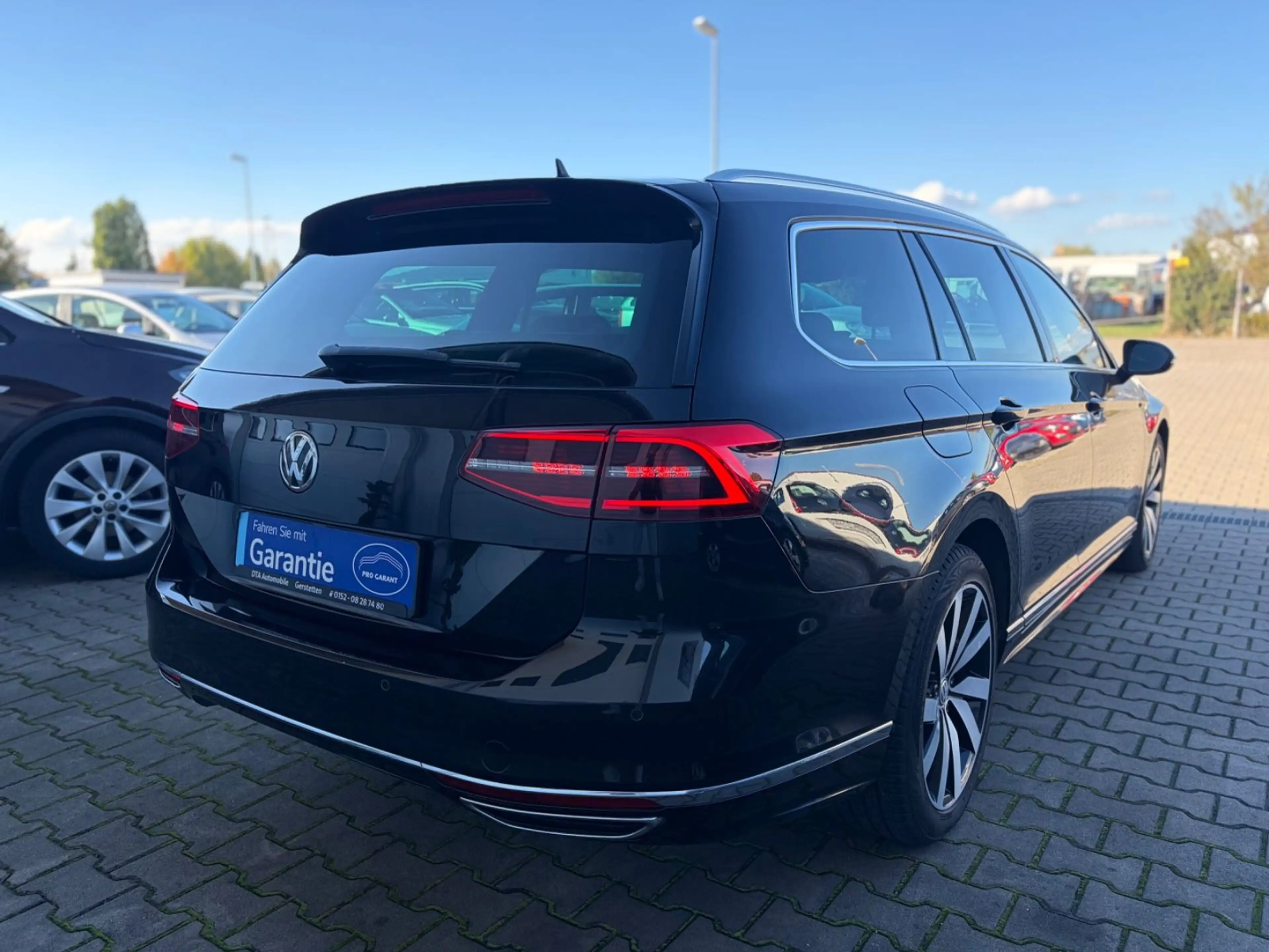 Volkswagen Passat Variant Passat R-Line 4Motion 2.0 TDI * ACC*LED*KeyGo* — photo 6