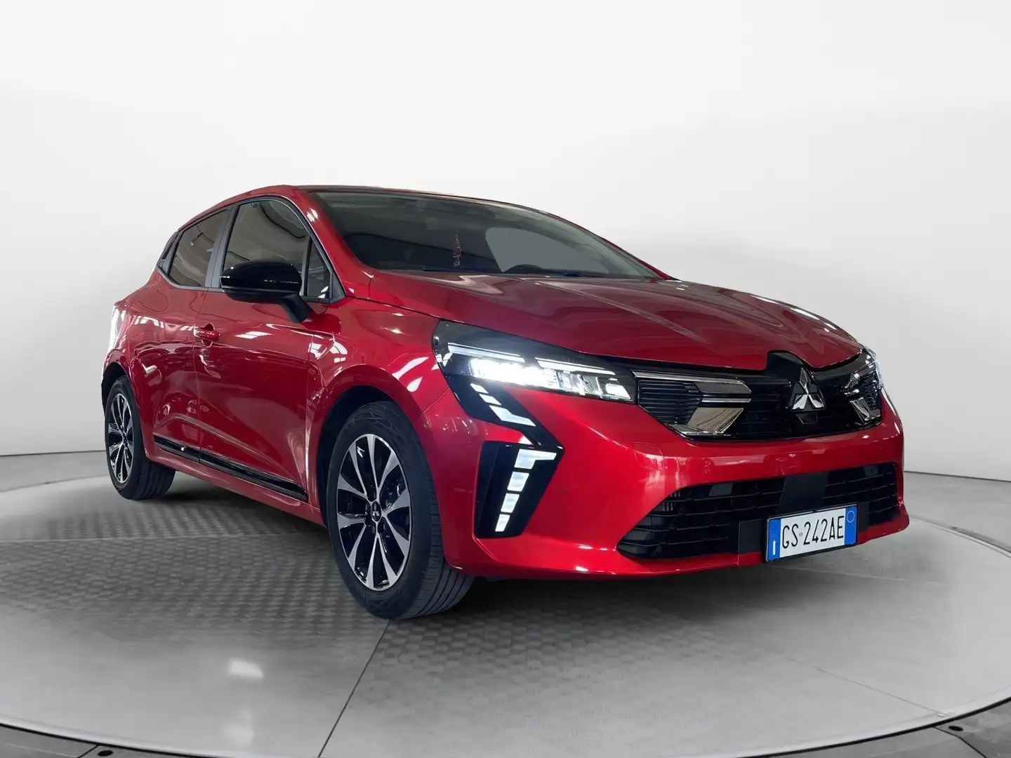 Mitsubishi Colt 1.0L turbo 90 CV Invite Rosso - 1