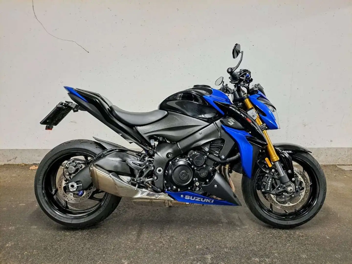 Suzuki GSX-S 1000 - 1