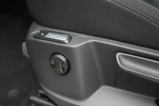 Volkswagen Tiguan view 26