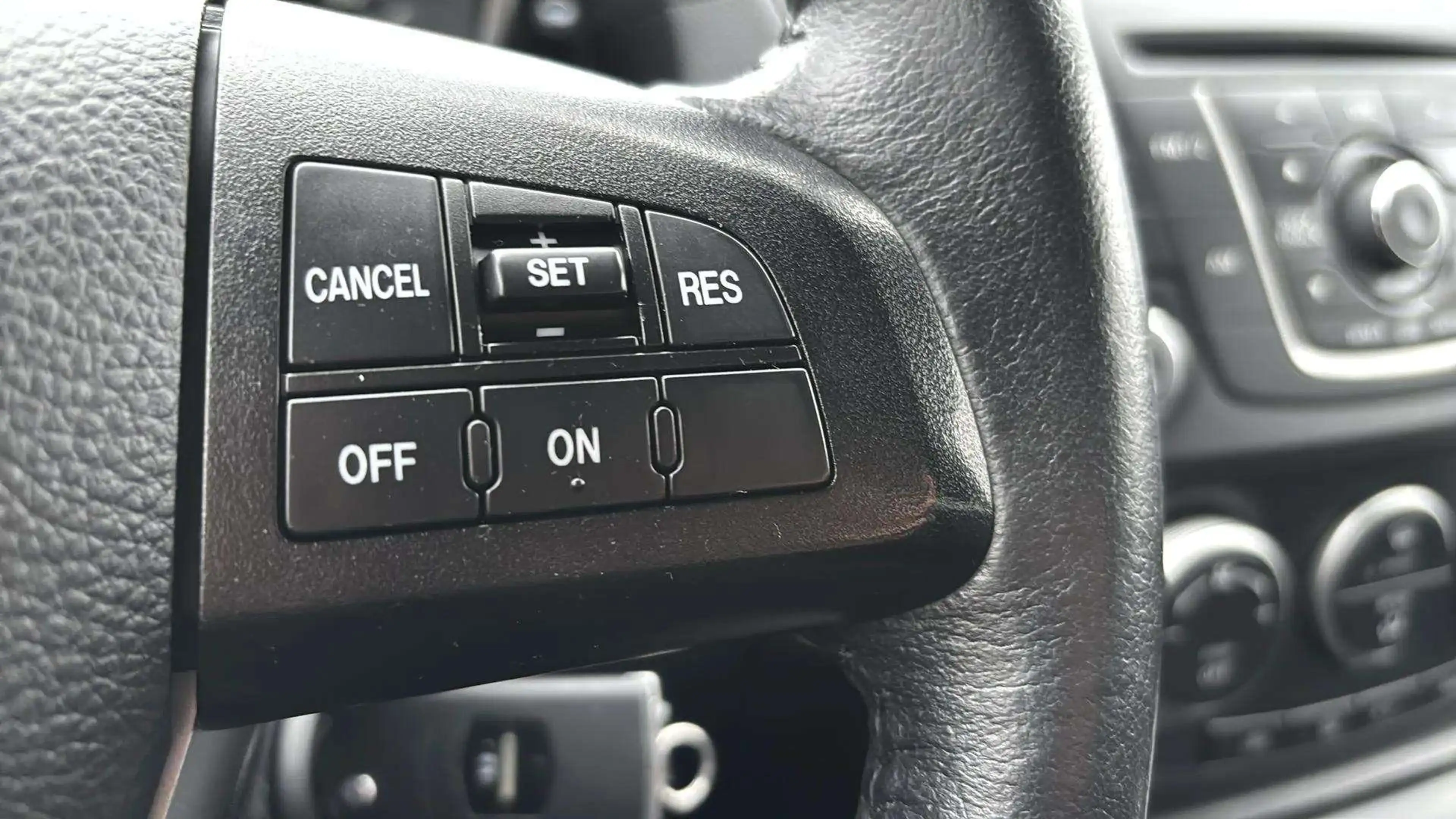 Mazda 5 7.Sitze*HU/AU Neu*SHZ*Temp.*PDC*Klima*USB*AUX* — photo 14