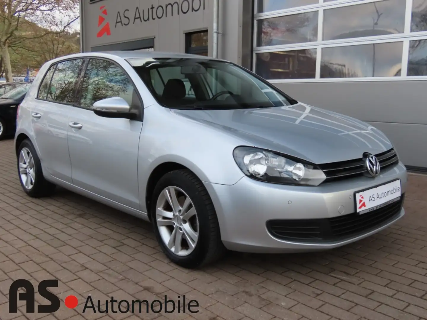 Volkswagen Golf VI Comf. 2*Klimaaut.*PDCv+h*Garantie*AHK Silber - 1