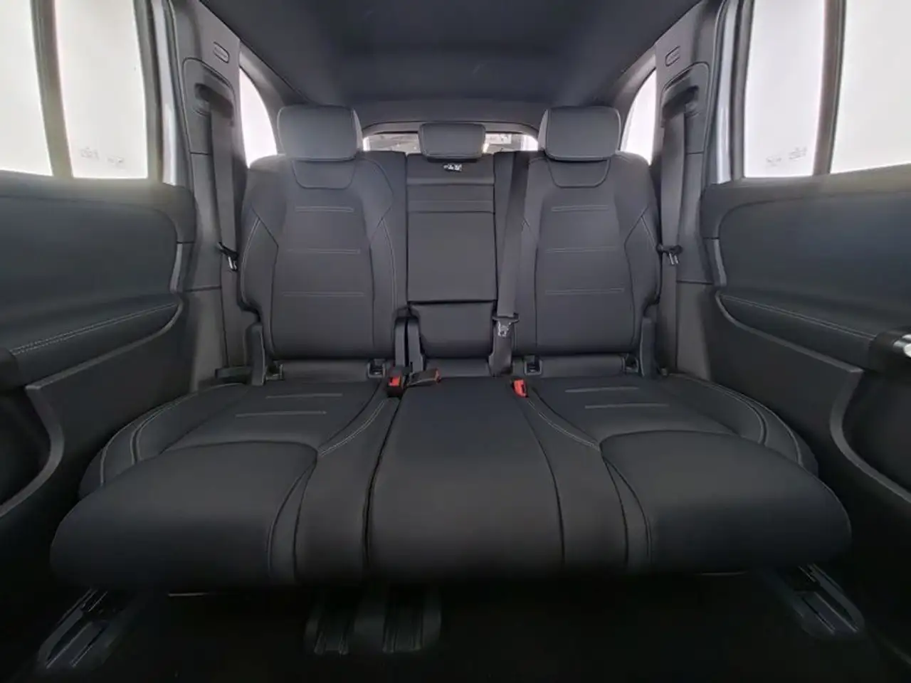 Mercedes-Benz EQB 4M AMG-LEDER PREMIUM PANOR MEMO FAP 360°, миниатюра 10
