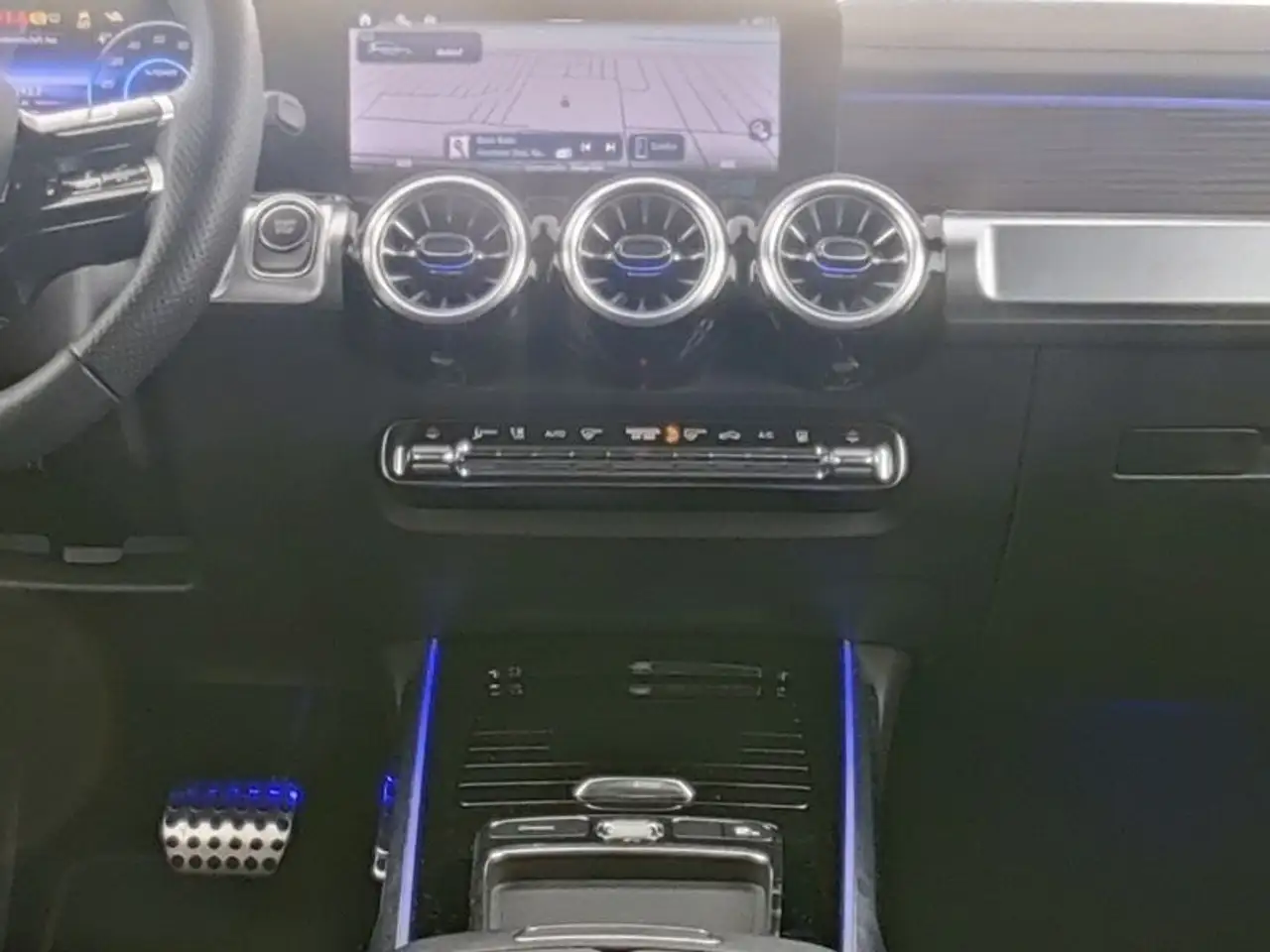 Mercedes-Benz EQB 4M AMG-LEDER PREMIUM PANOR MEMO FAP 360°, миниатюра 7