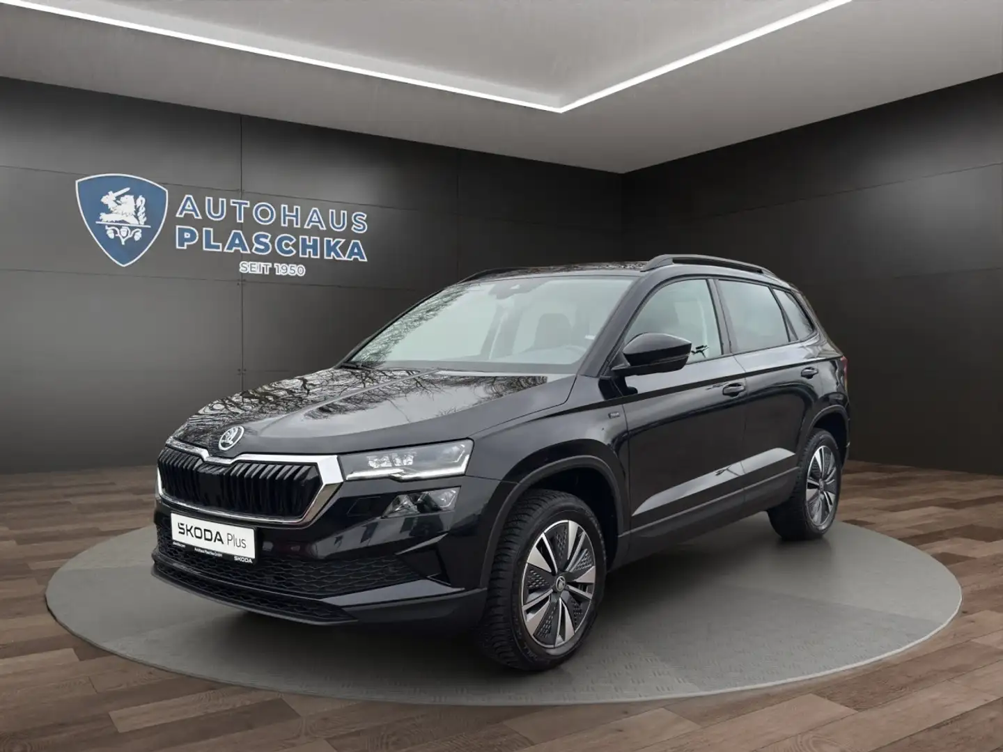 Skoda Karoq 1.5 TSI DSG Selection LED*NAVI*AHK Klima Navi Schwarz - 1