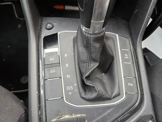 Volkswagen Tiguan view 16