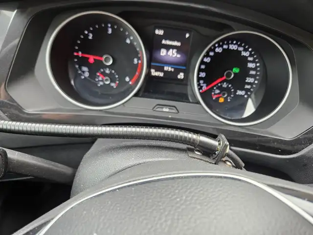 Volkswagen Tiguan view 18