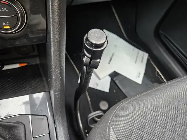 Volkswagen Tiguan view 23