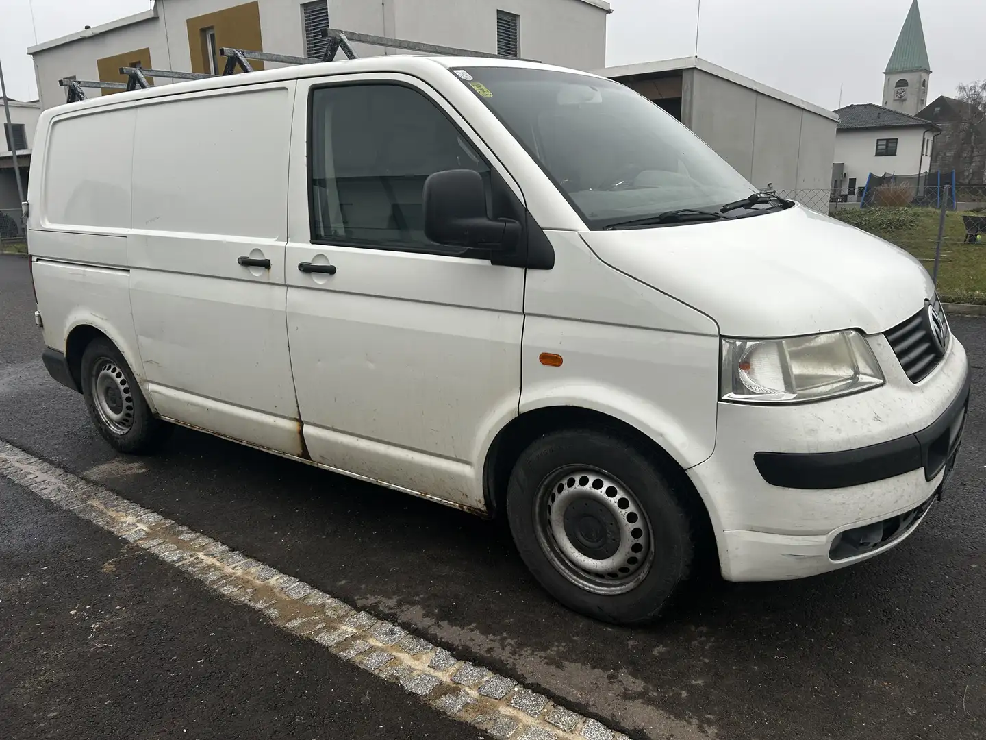 Volkswagen T5 Transporter - 2