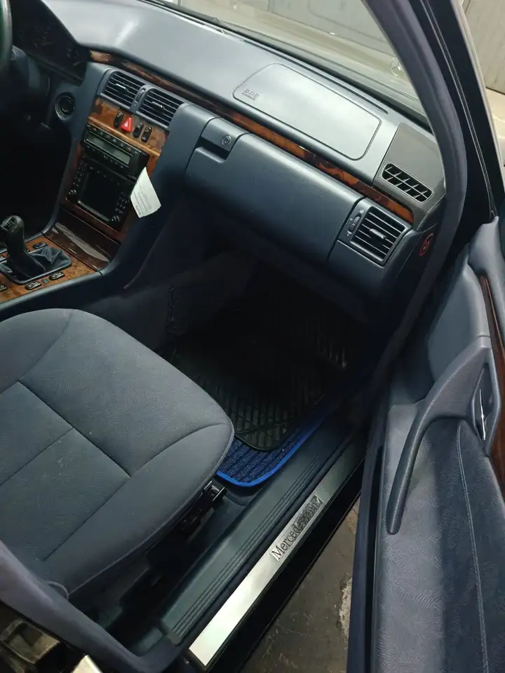 Mercedes-Benz E 270 td cdi Elegance Comand, foto 7