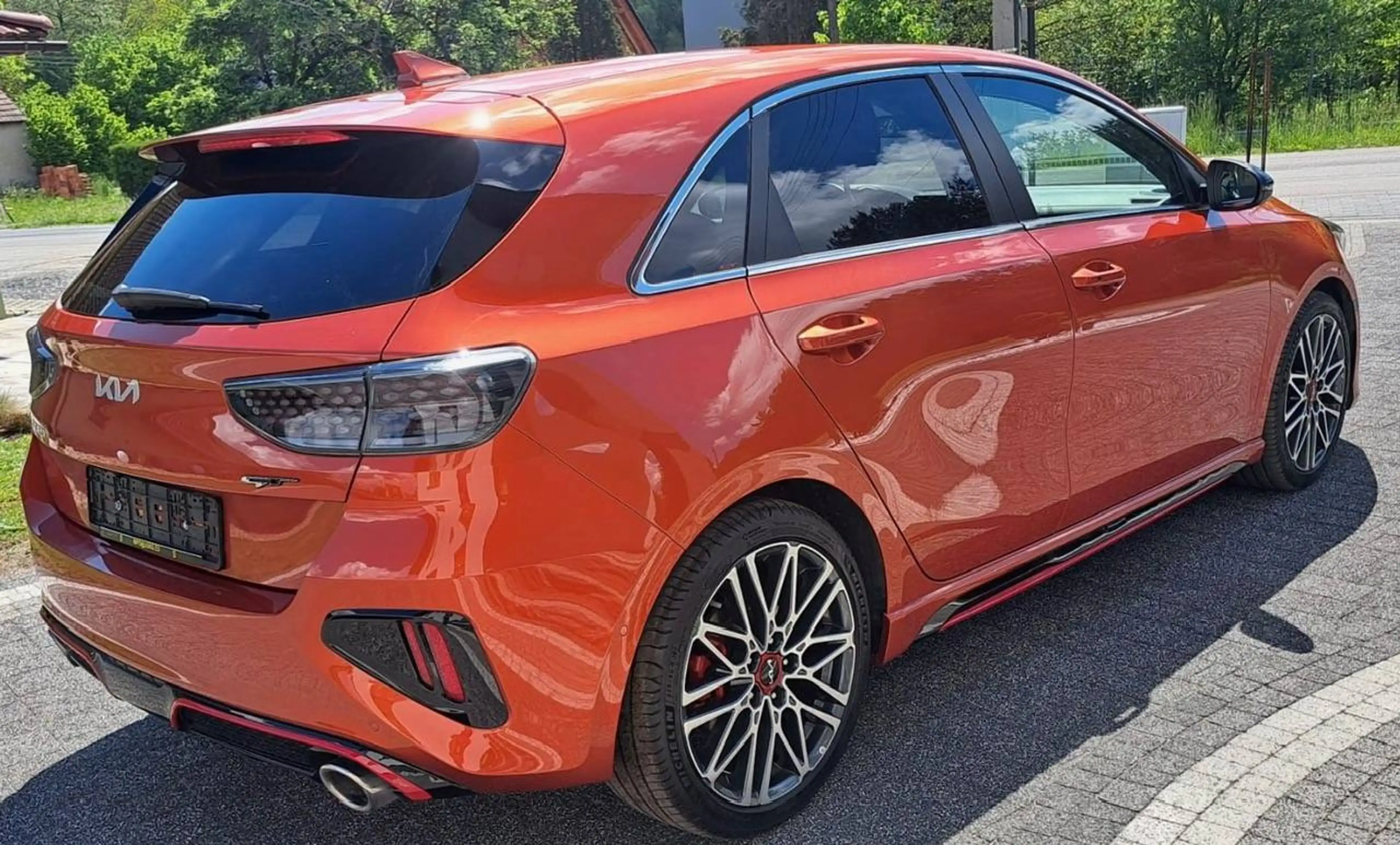 Kia Ceed / cee'd GT — photo 7
