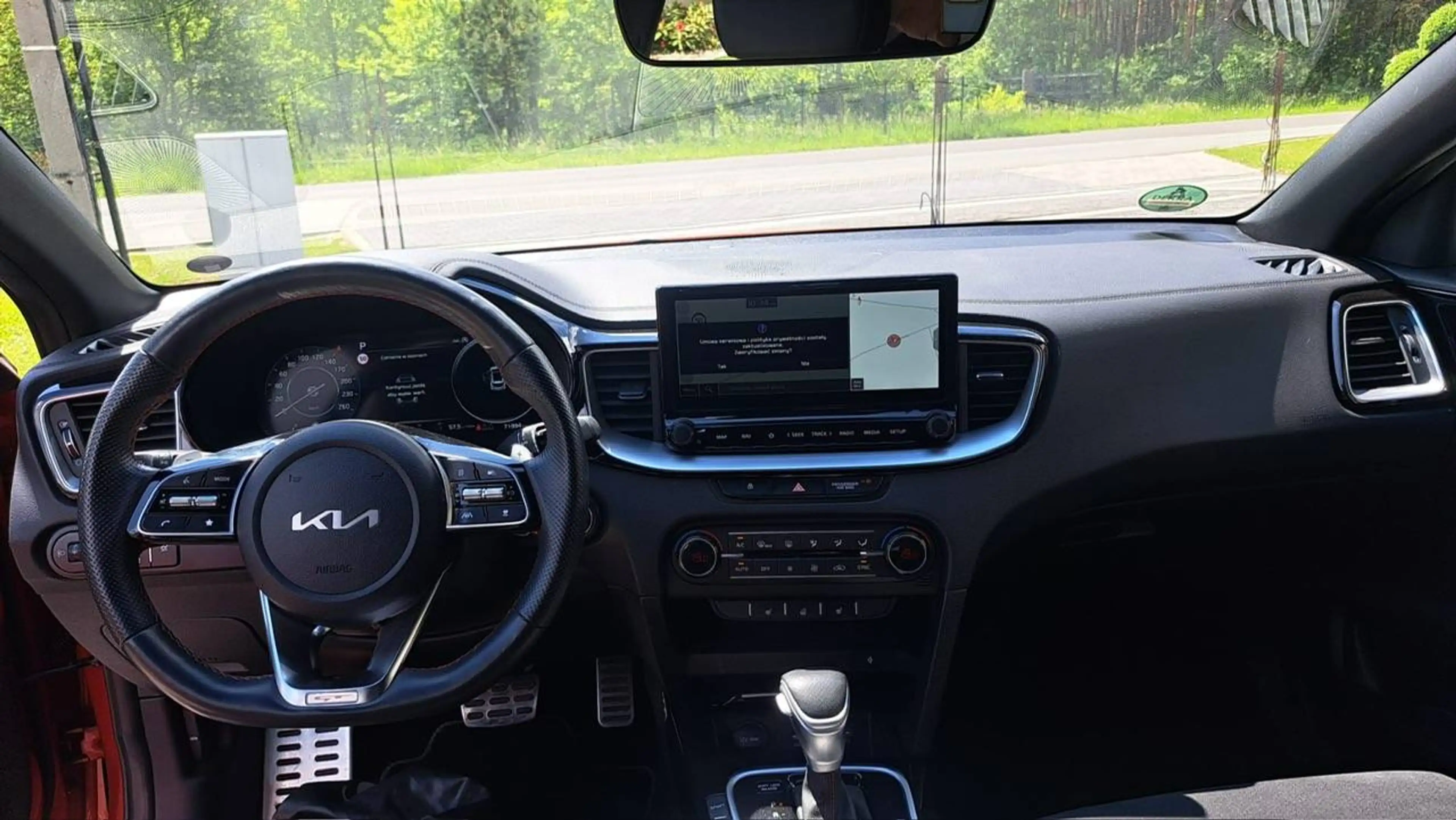 Kia Ceed / cee'd GT — photo 6