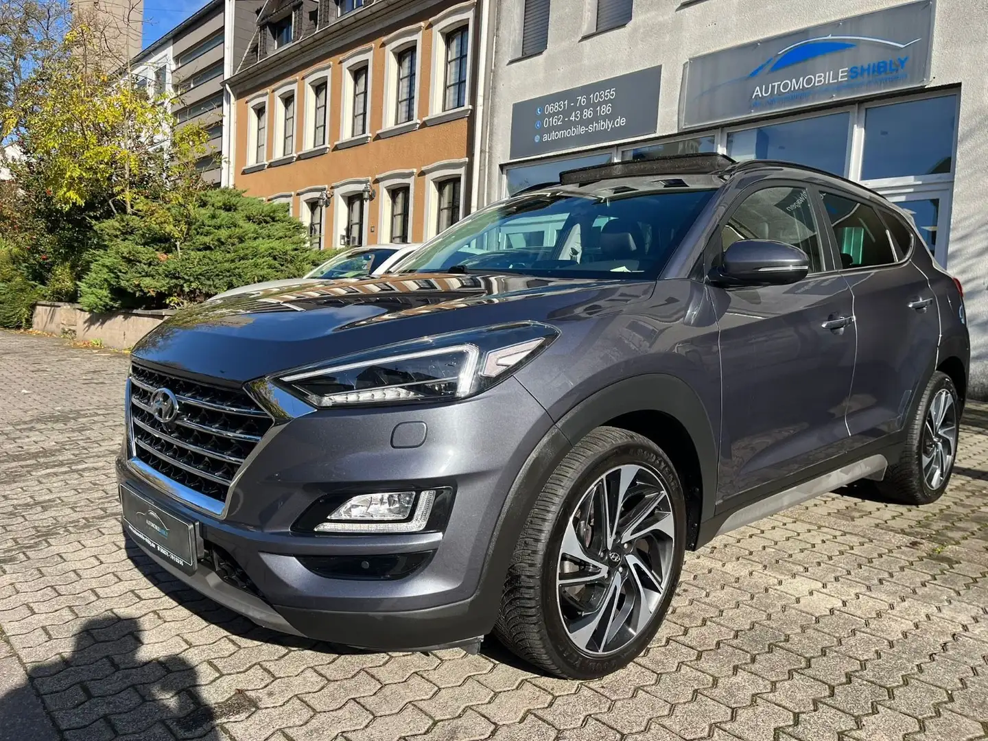 Hyundai TUCSON Premium Aut. Leder, LED, PANORAMA Gris - 1