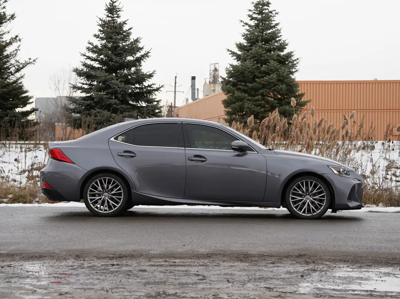 Lexus IS снимка Lexus IS