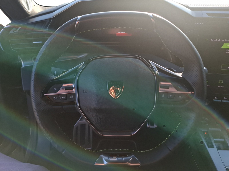 Peugeot 408 1.2 130 GT PureTech 360+Kam.+KeyLess+Navi — photo 12