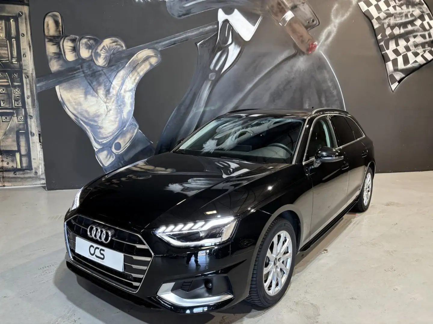 Audi A4 (4) 30 TDI 136 S tronic Business Line 1ere Main Noir - 2