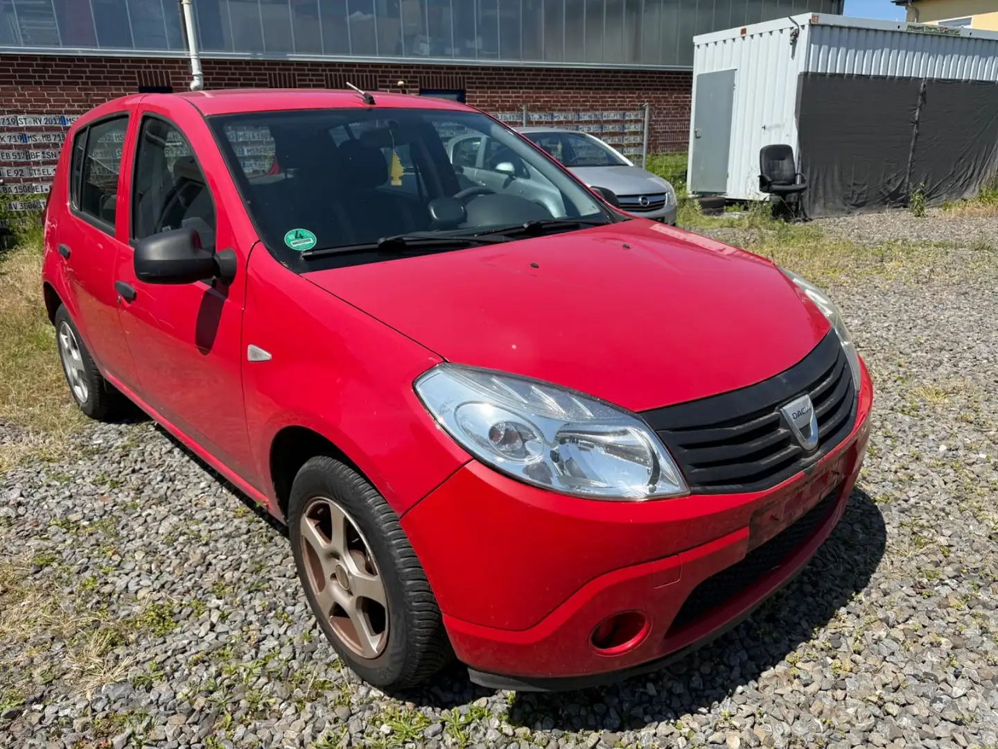 Dacia Sandero Basis Rojo - 2