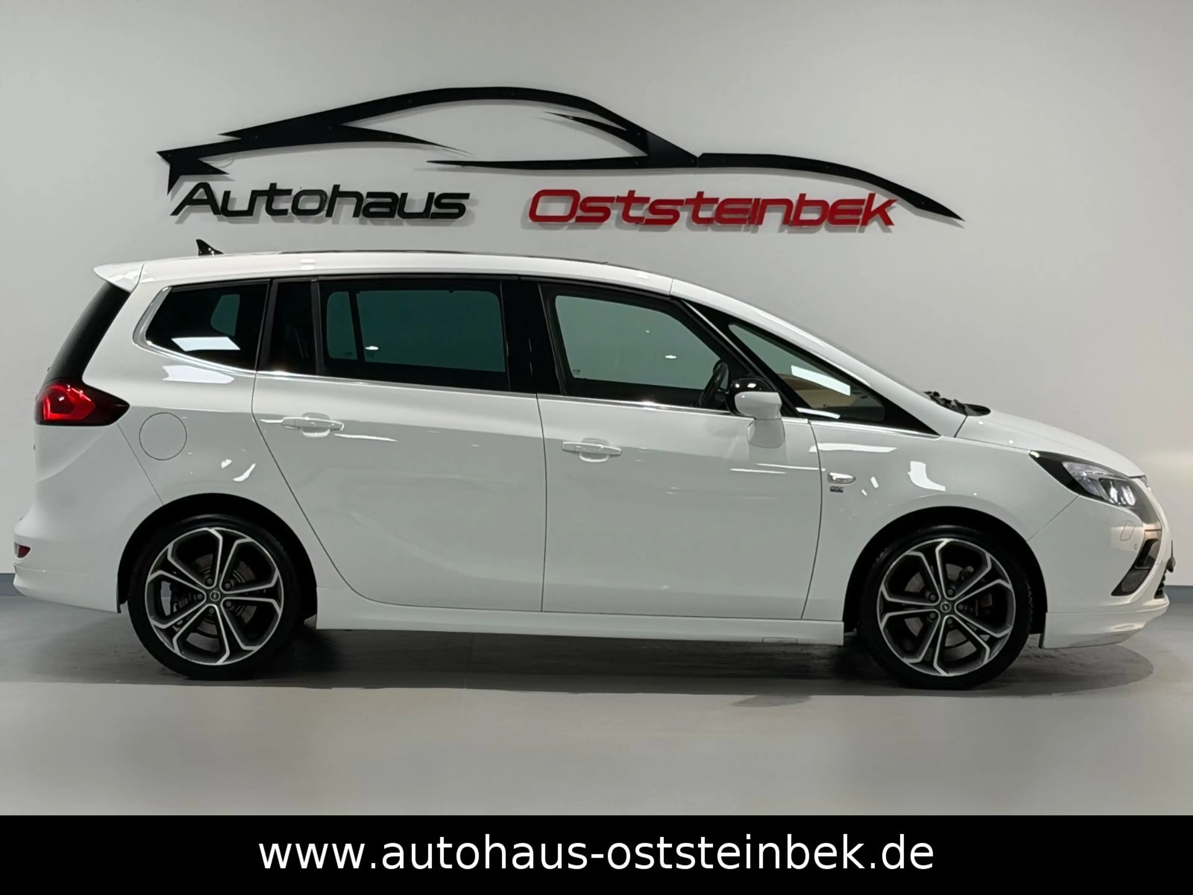 Opel Zafira C TOURER 2.0 CDTI/OPC-LINE/BI-XEN/7-SITZE — photo 7