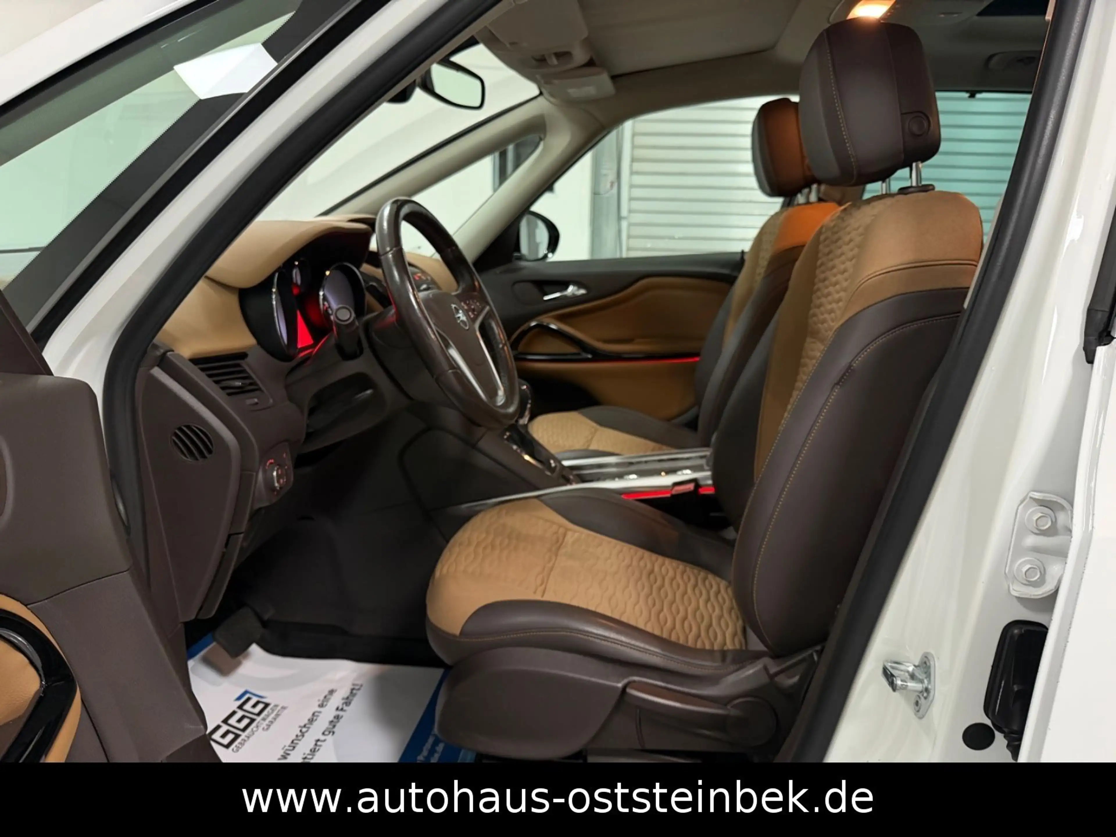 Opel Zafira C TOURER 2.0 CDTI/OPC-LINE/BI-XEN/7-SITZE — photo 11