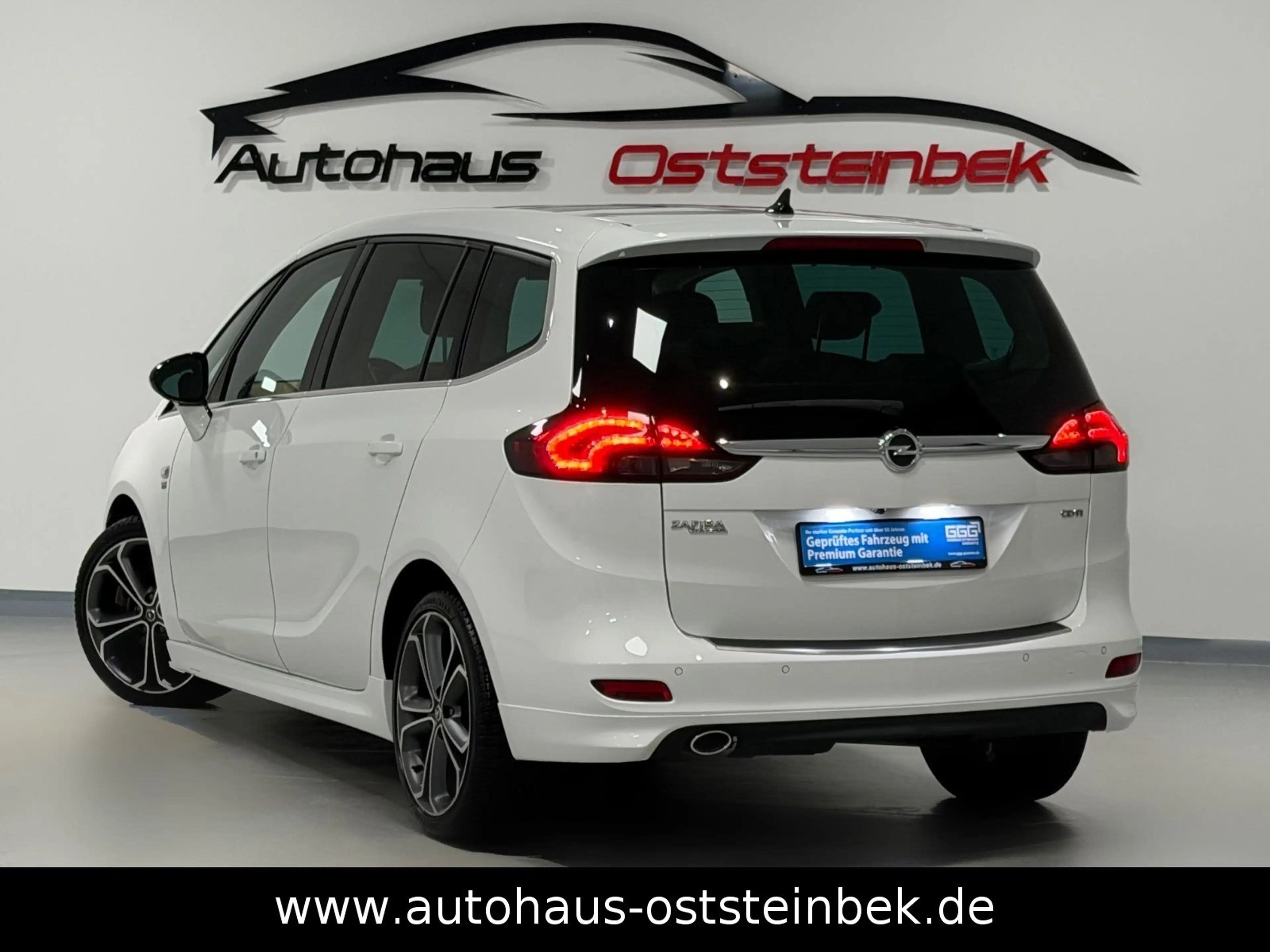 Opel Zafira C TOURER 2.0 CDTI/OPC-LINE/BI-XEN/7-SITZE — photo 3