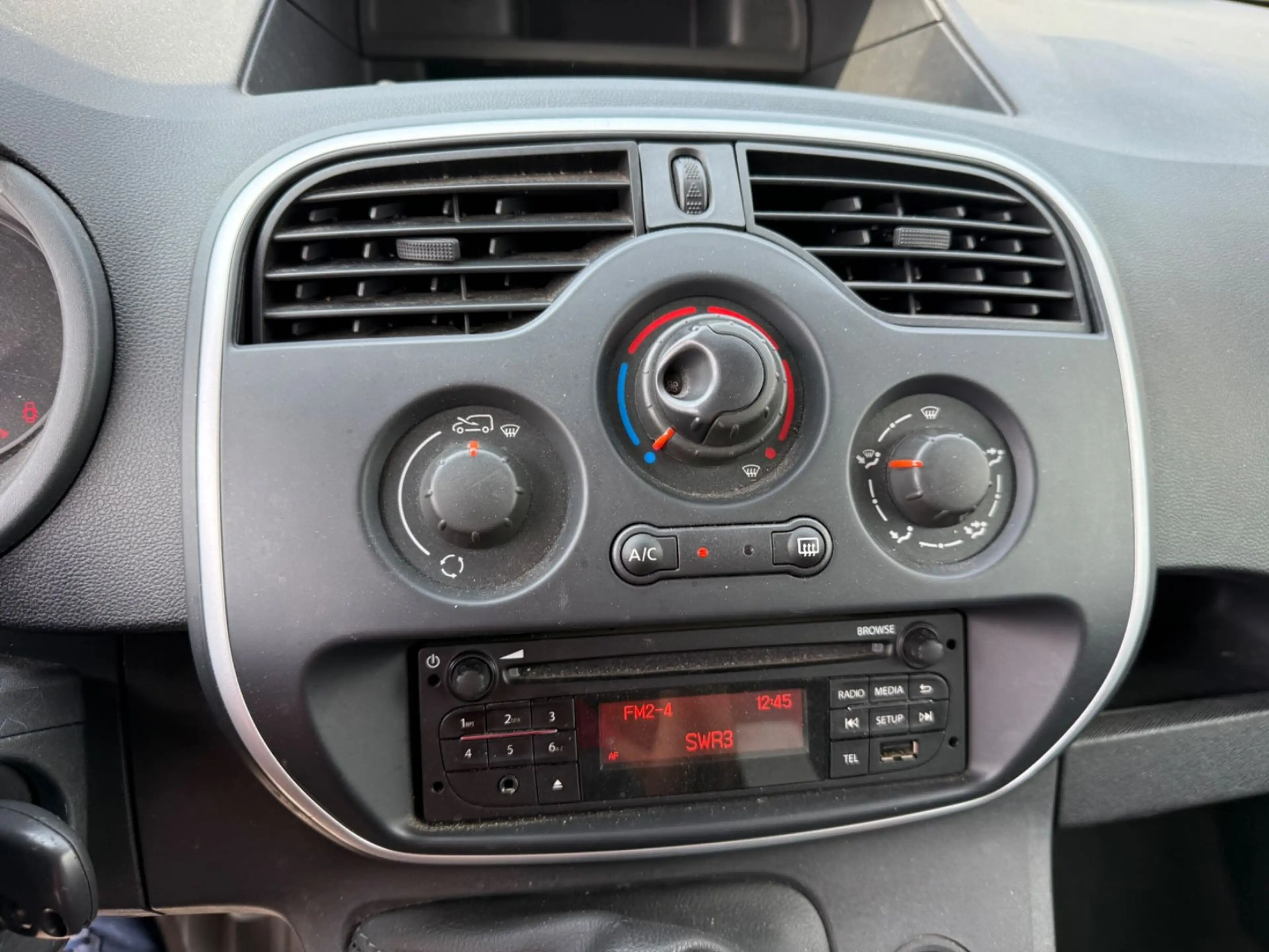 Nissan NV250 Kastenwagen L2H1 2,2t Comfort — photo 11