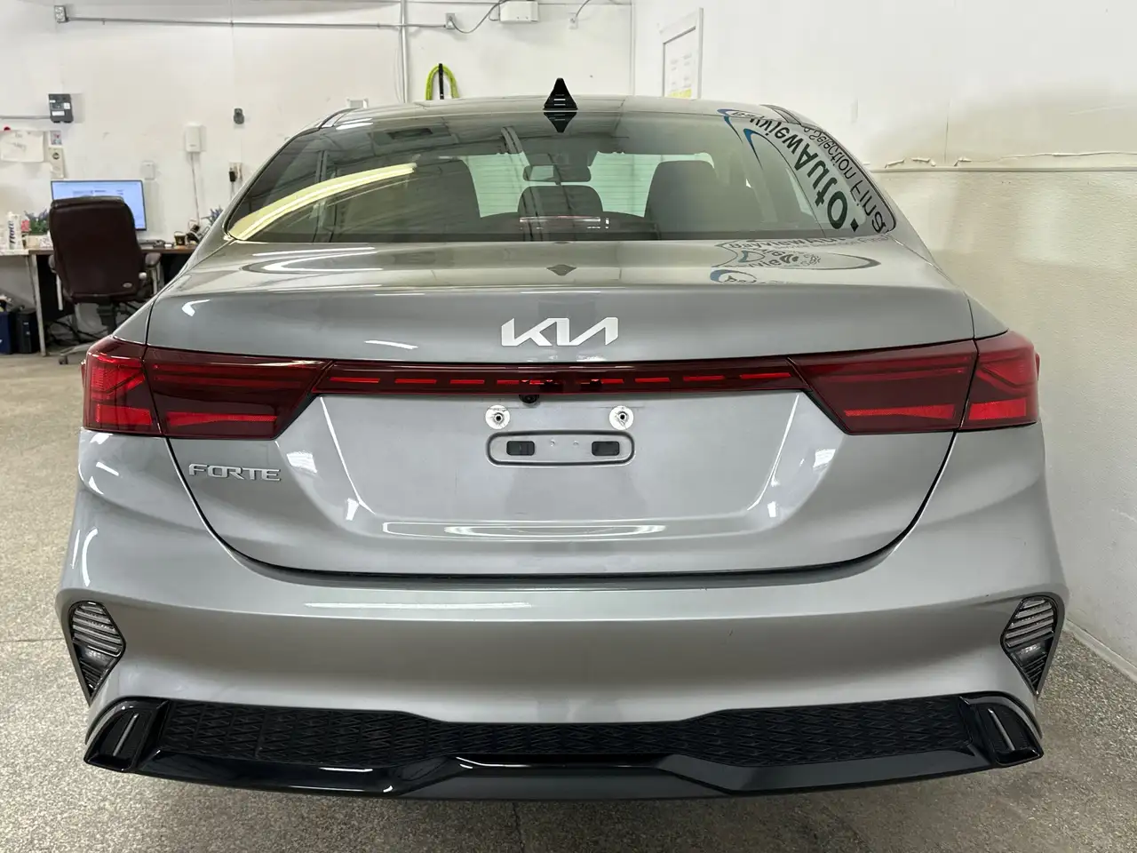 Kia Forte снимка Kia Forte