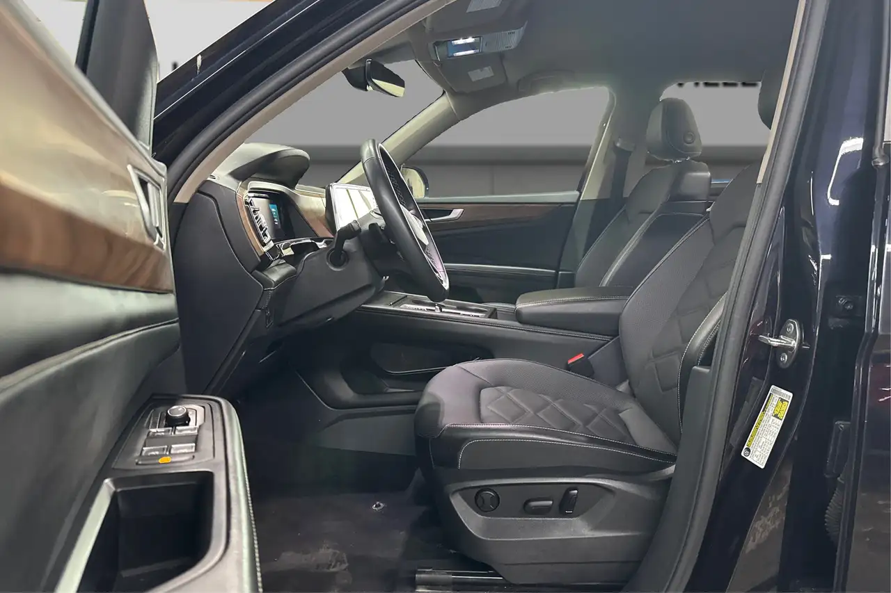 Volkswagen Atlas снимка Volkswagen Atlas