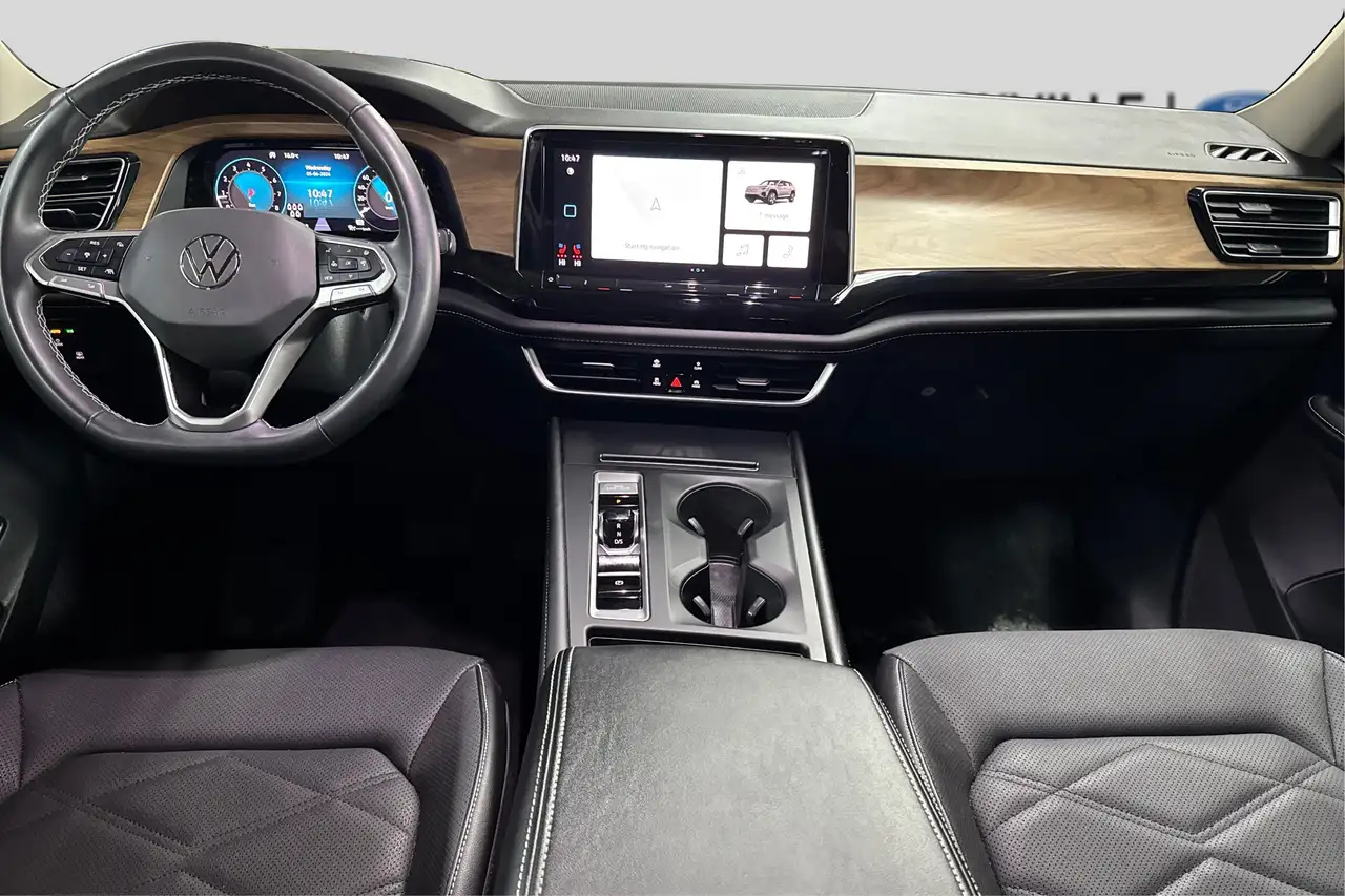 Volkswagen Atlas снимка Volkswagen Atlas